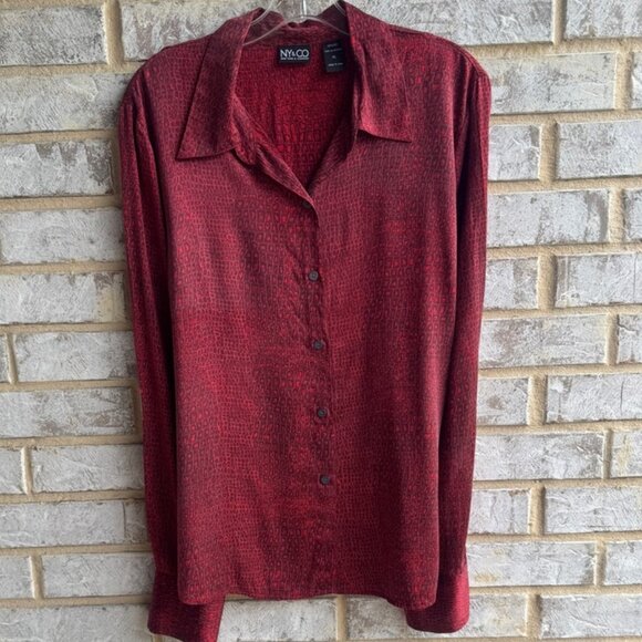 New York & Co Long Sleeve Button Up 100% Silk Red Animal Print Blouse Size XL - Picture 1 of 8